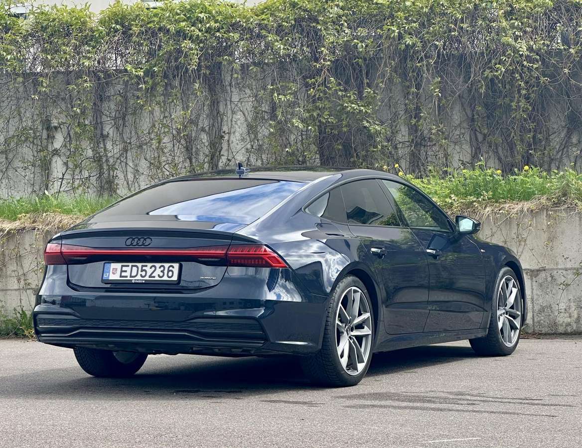 Audi A7, 2.0 l., hatchback