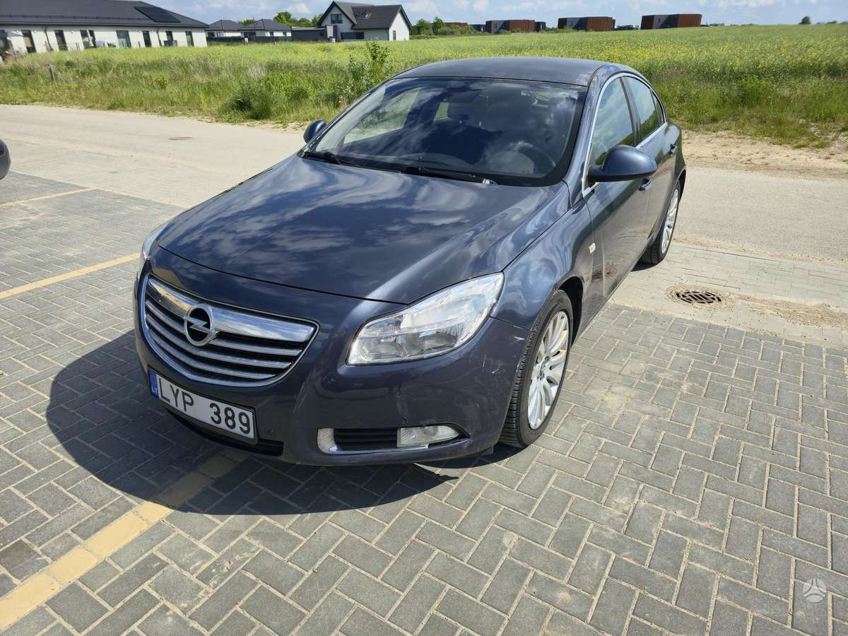 Opel Insignia, 2.0 l., hatchback