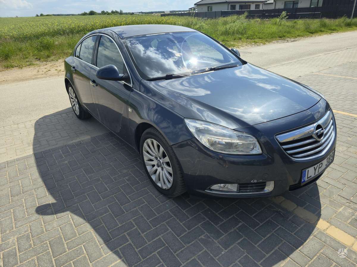 Opel Insignia, 2.0 l., hatchback