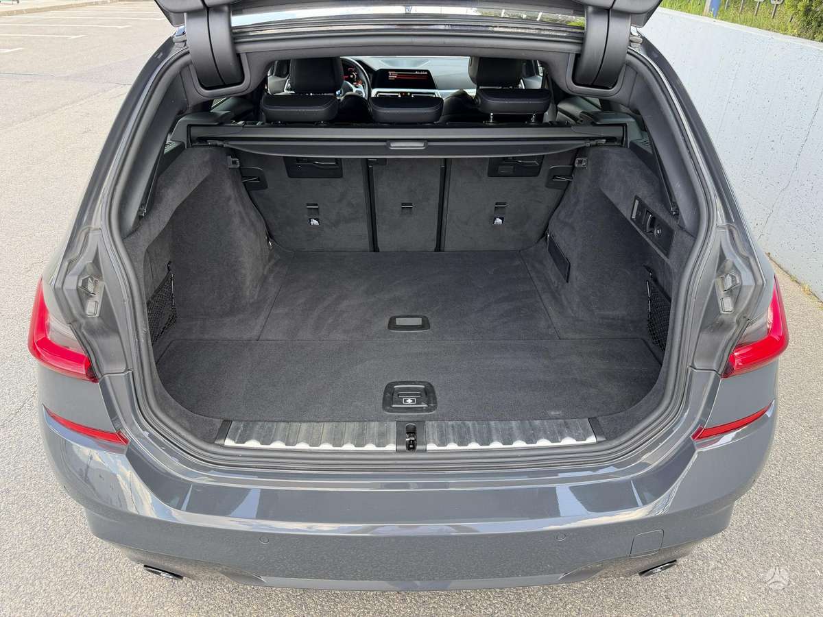 BMW 330, 3.0 l., Универсал
