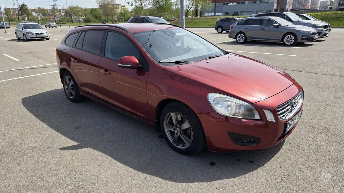 Volvo V60, 2.4 l., Универсал