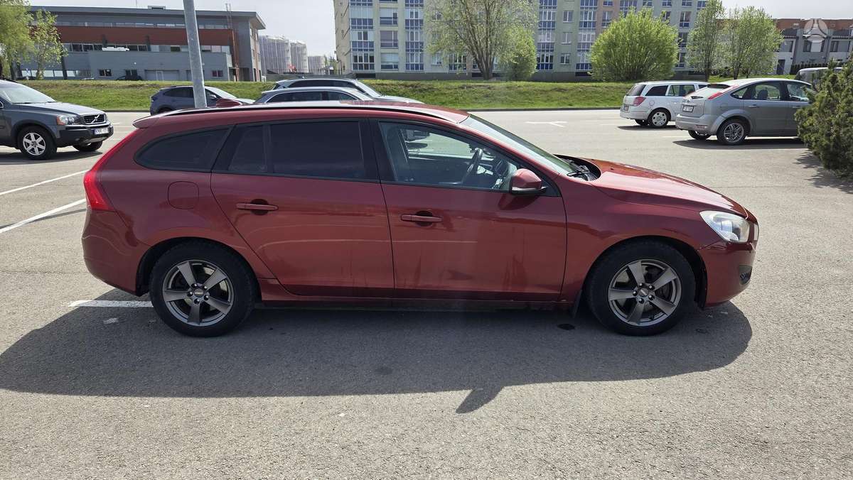 Volvo V60, 2.4 l., Универсал