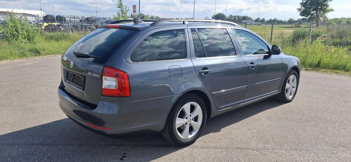 Škoda Octavia - 4