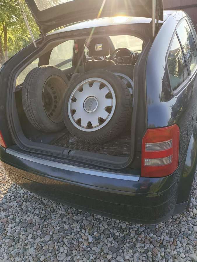 Audi A2, 1.4 l., hatchback