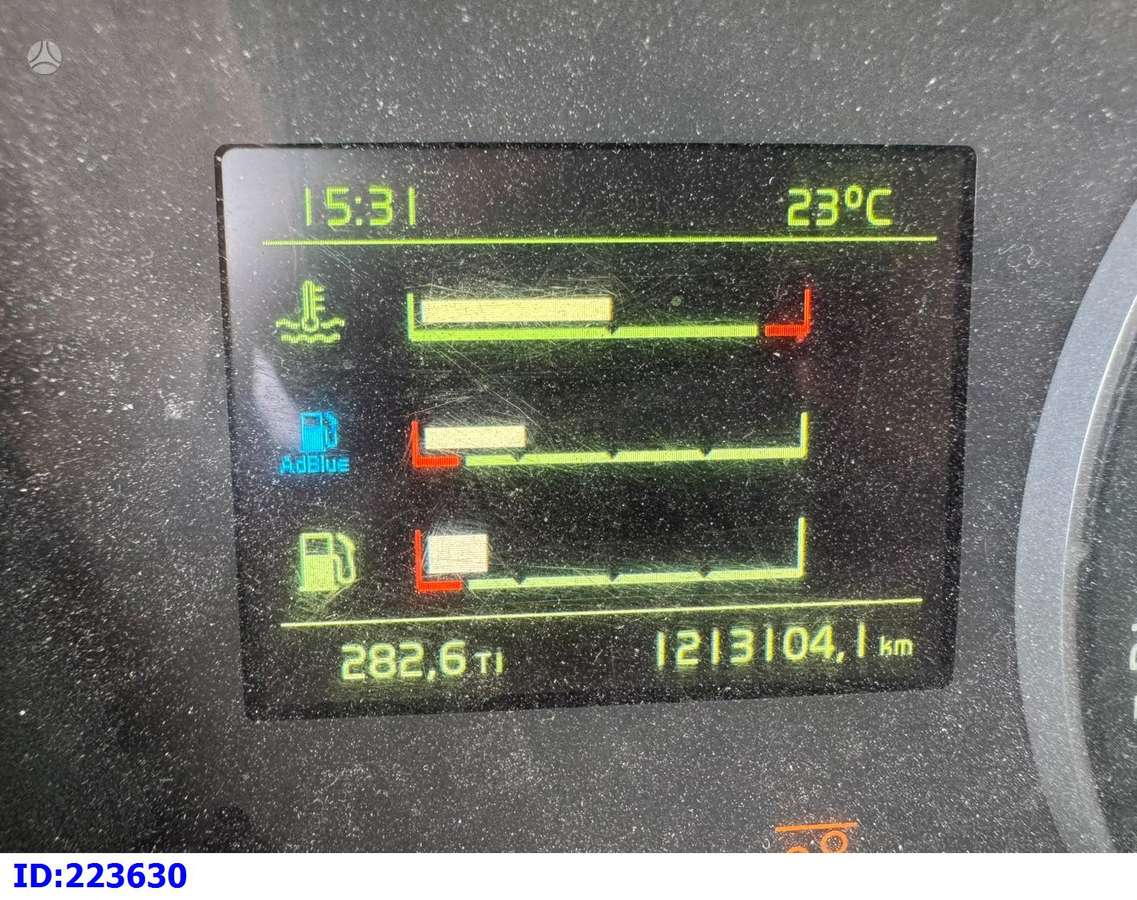 Volvo 223630, refrižerātori