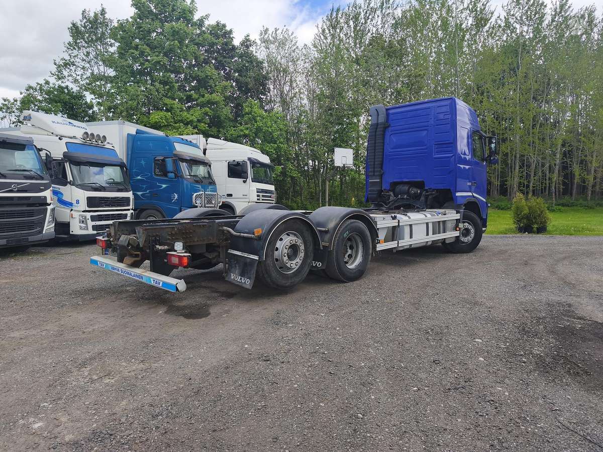 Volvo FH500,, шасси