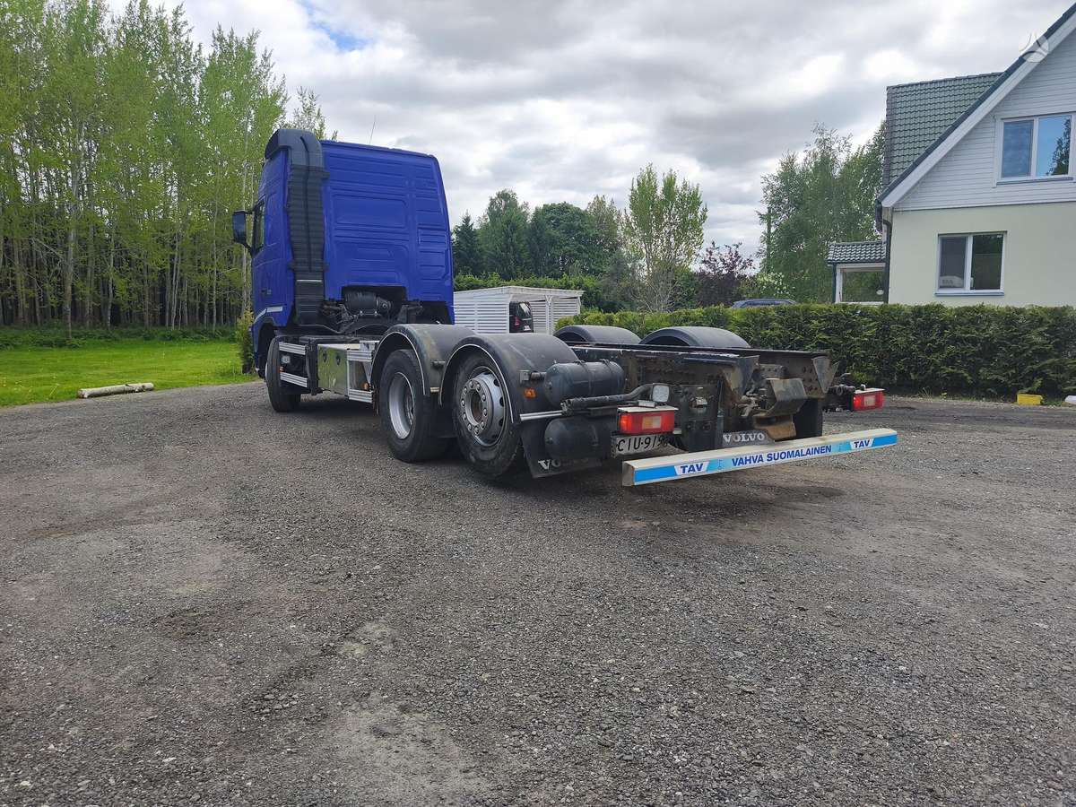 Volvo FH500,, шасси