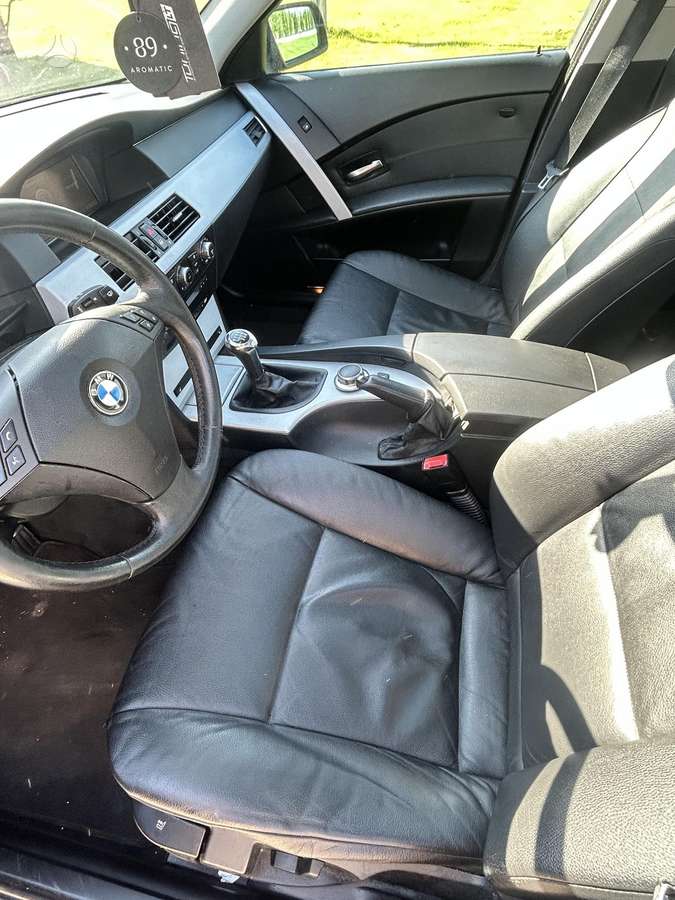 BMW 520, 2.0 l., wagon