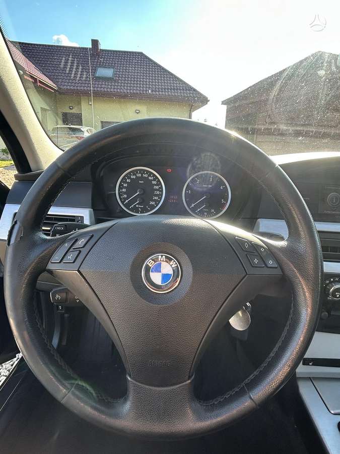 BMW 520, 2.0 l., wagon