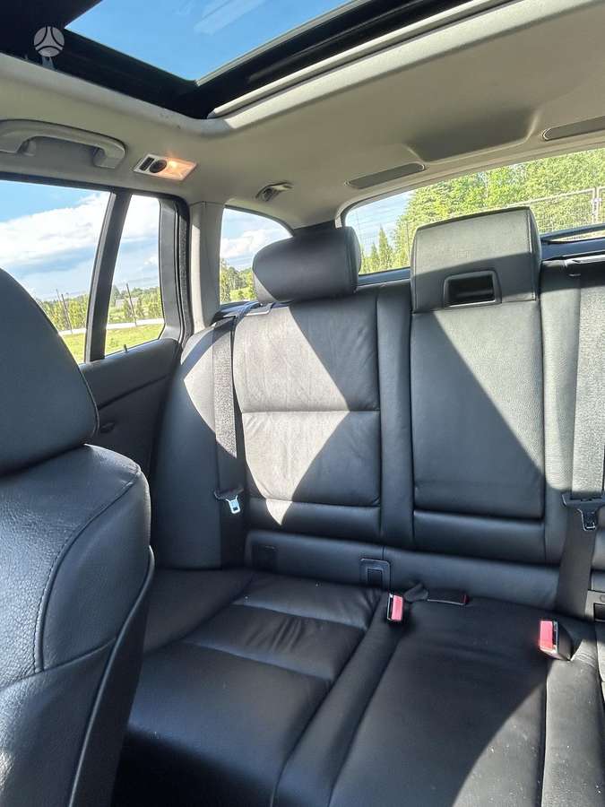 BMW 520, 2.0 l., wagon