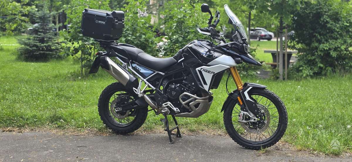Triumph Tiger 888cc, enduro / adventure