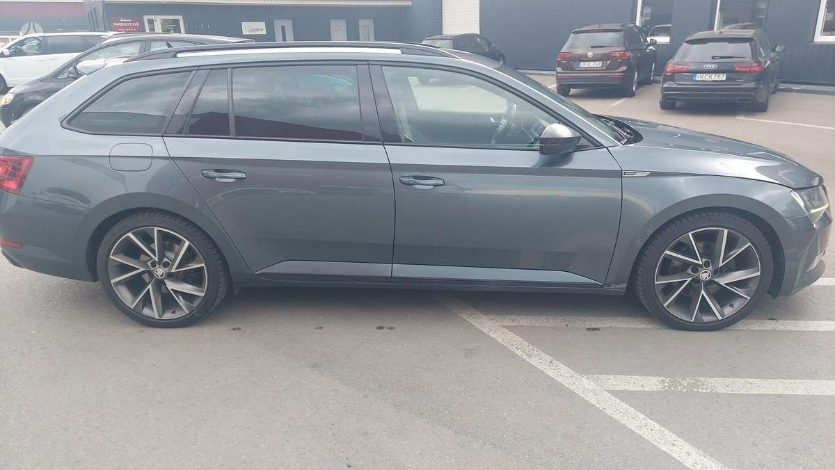 Skoda Superb, 2.0 l., Универсал