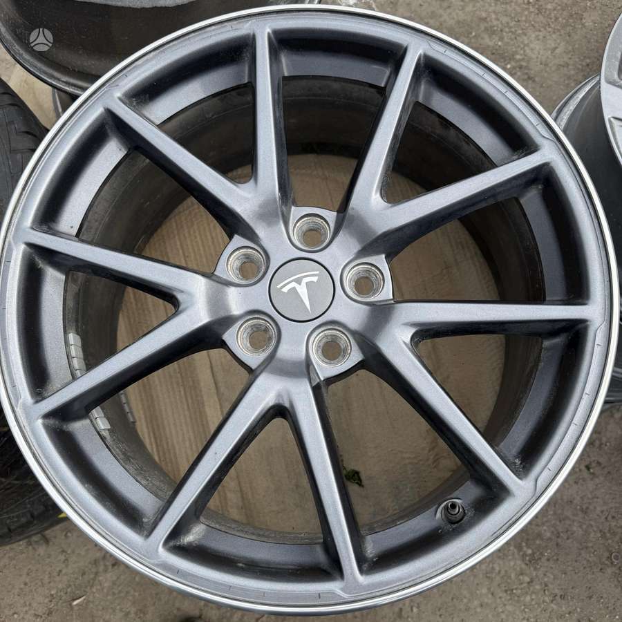 TESLA Model 3, легкосплавные , R18
