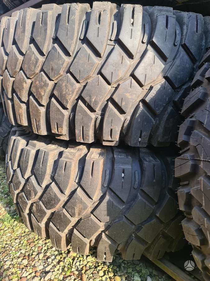 Maxxis Crepy Crawler, universalios 37/14,5 R15