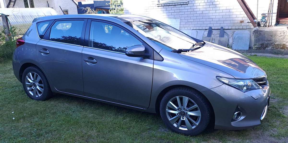 Toyota Corolla, 1.3 l., hatchback
