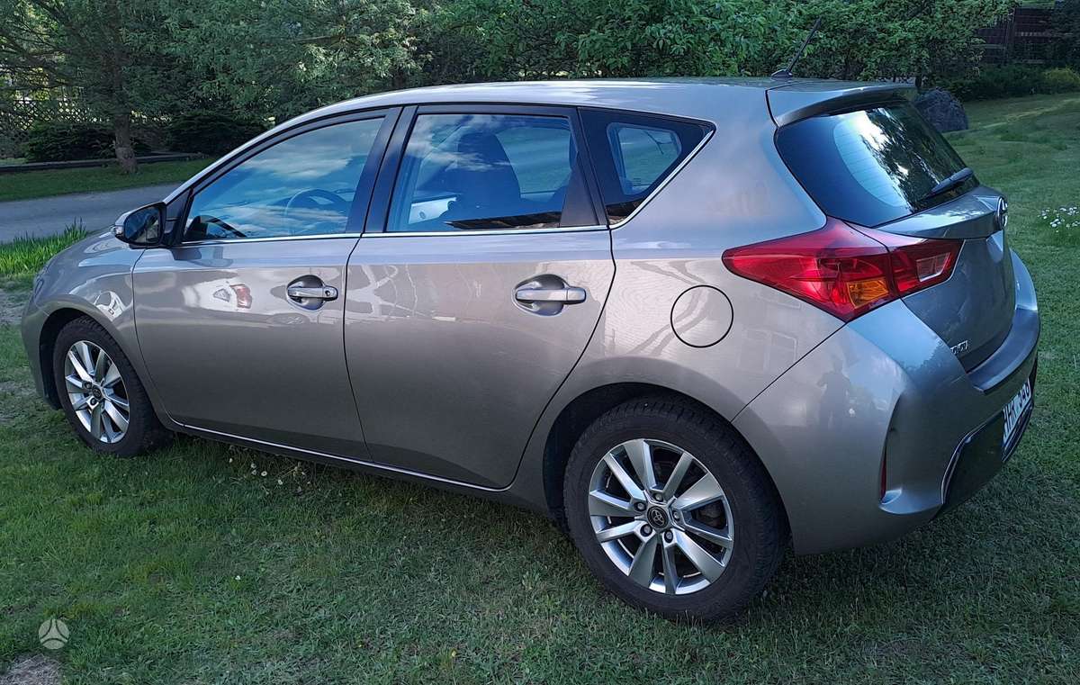 Toyota Corolla, 1.3 l., hatchback