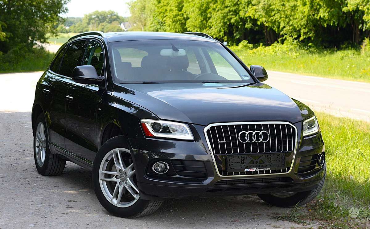 Audi Q5, 2.0 l., off-road / crossover