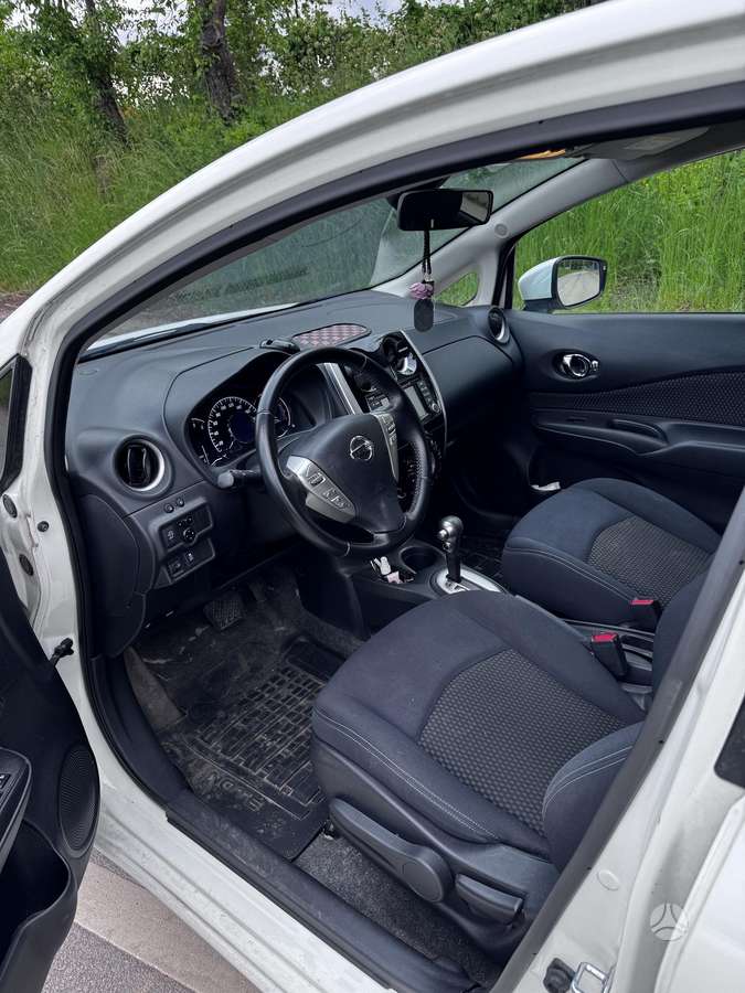 Nissan Note, 1.2 l., Хэтчбек