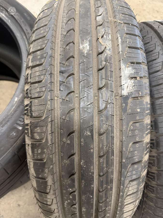 Goodyear Efficientgrip suv 4X4, vasarinės 225/60 R18