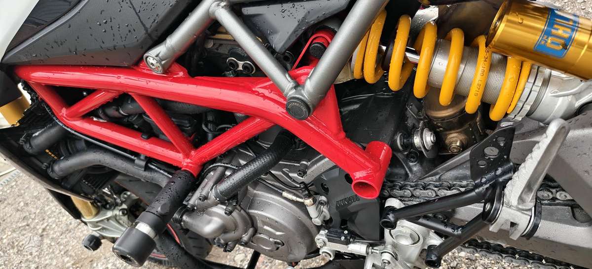 Ducati Hypermotard 937cc, superbikes