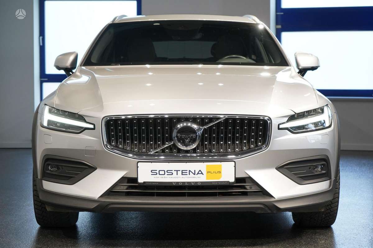 Volvo V60 Cross Country - 4