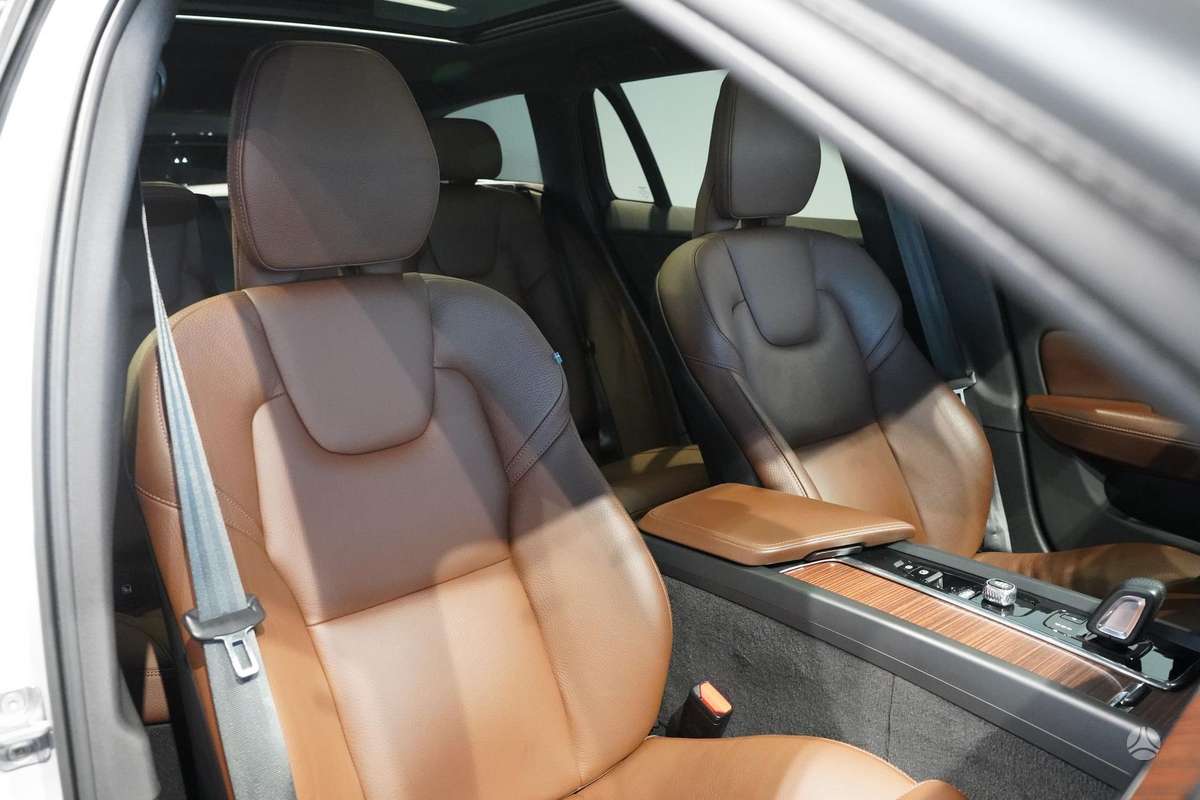 Volvo V60 Cross Country - 11