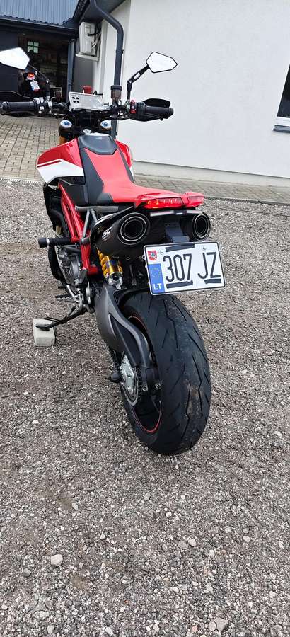 Ducati Hypermotard 937cc, superbikes