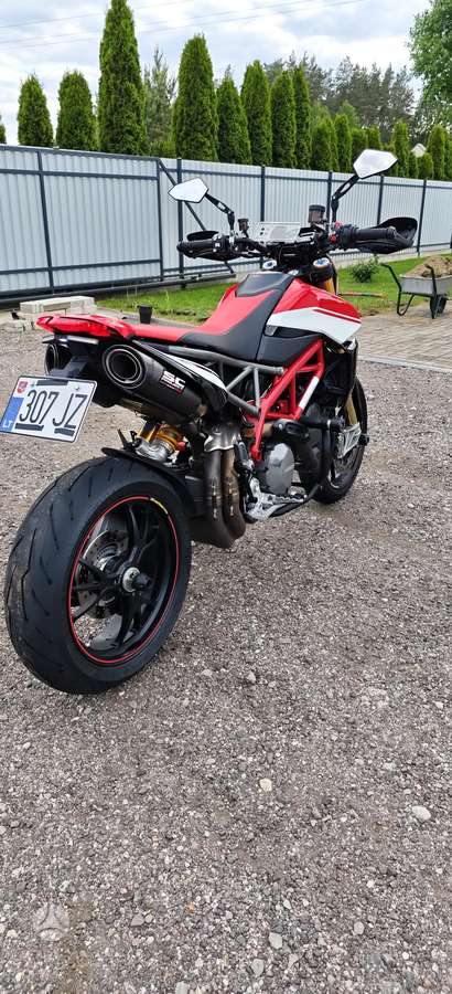 Ducati Hypermotard 937cc, superbikes