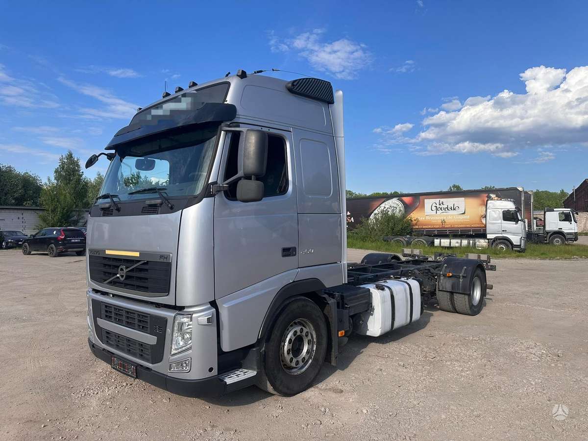 Volvo FH460, шасси
