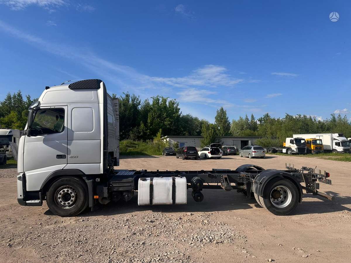 Volvo FH460, шасси