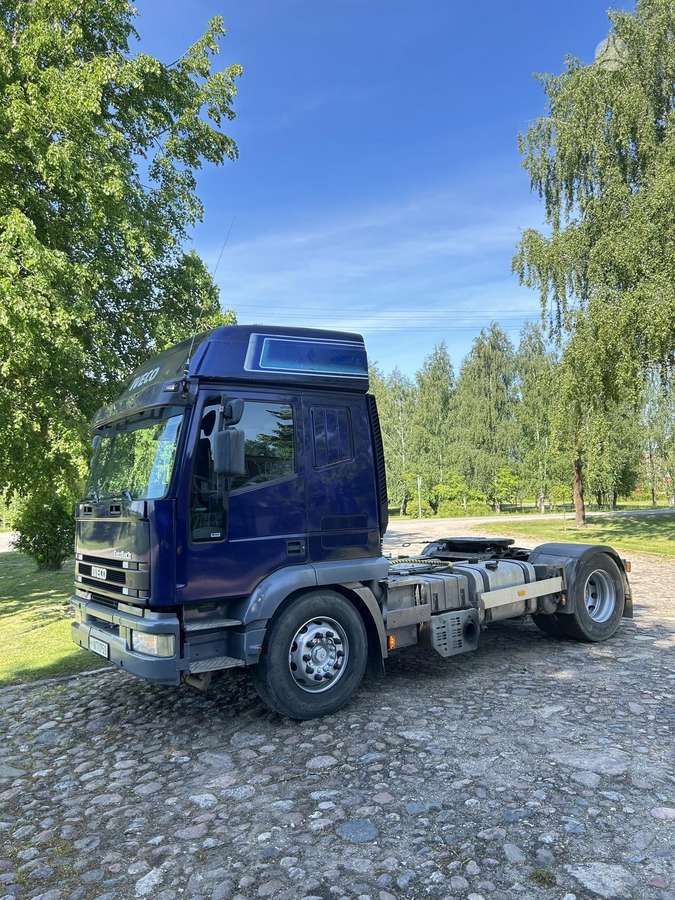 Iveco EuroTech, double sleeper
