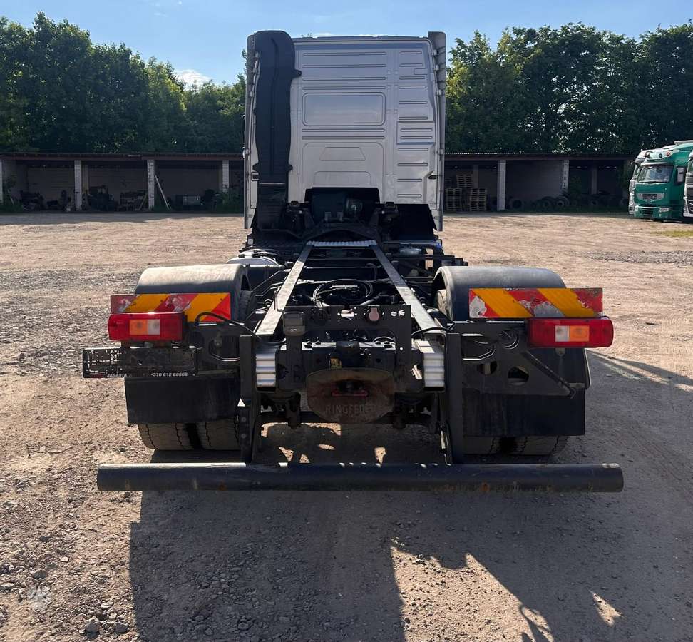 Volvo FH460, cab-chassis trucks