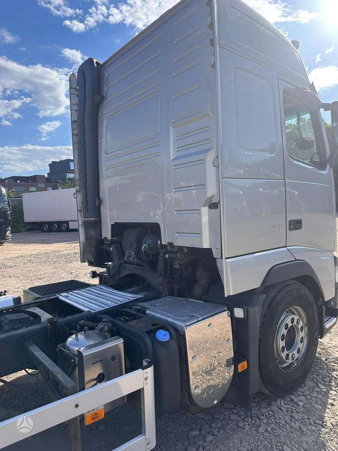 Volvo FH460, шасси