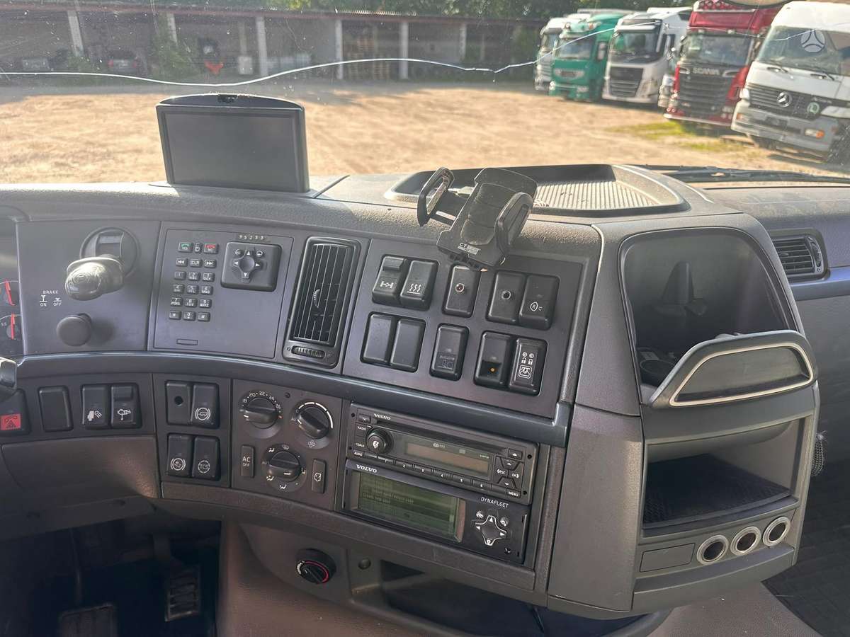 Volvo FH460, шасси