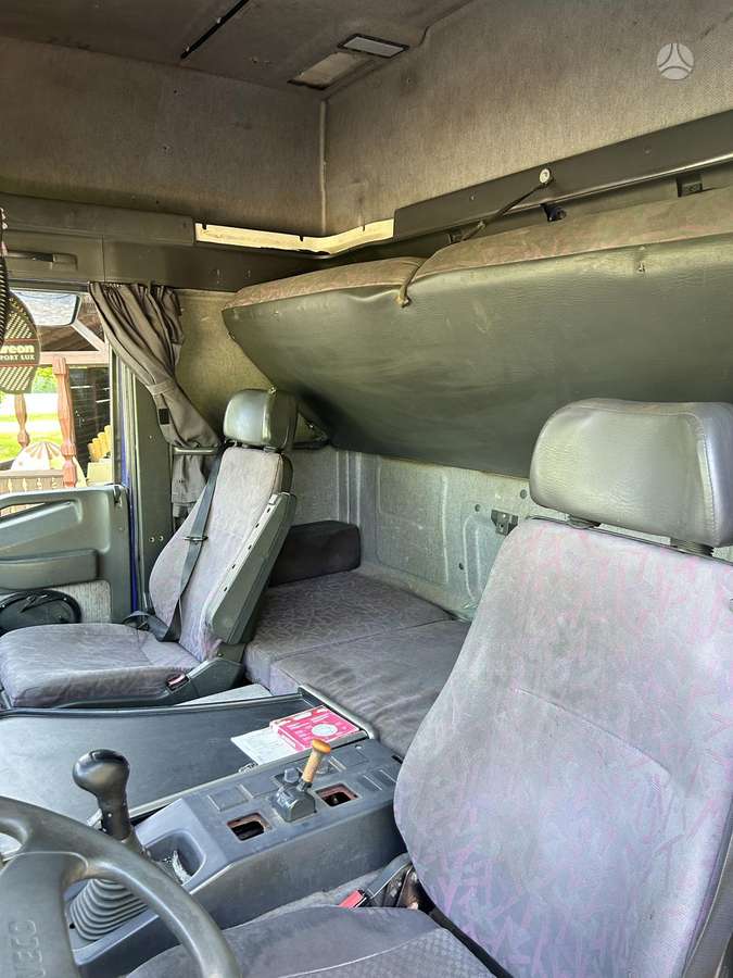 Iveco EuroTech, double sleeper