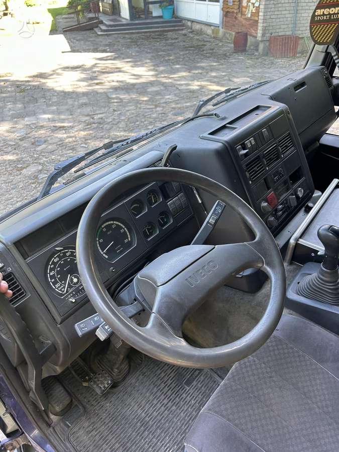 Iveco EuroTech, double sleeper