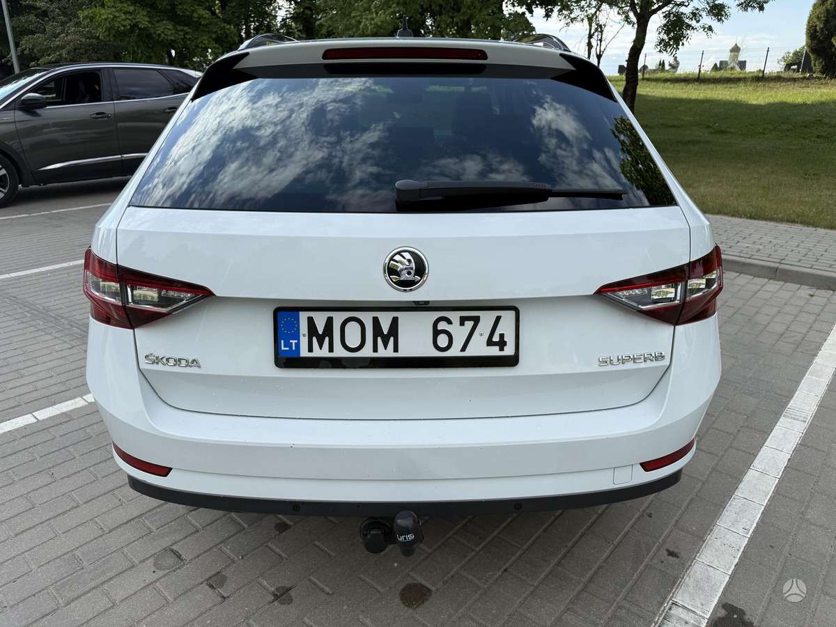 Škoda Superb - 5