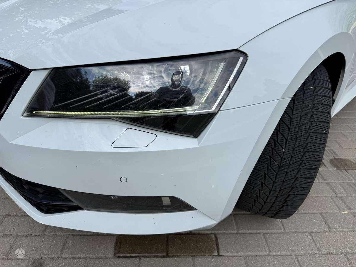 Škoda Superb - 10