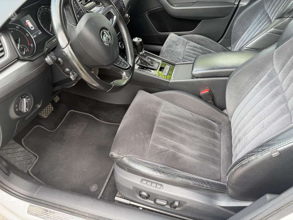 Skoda Superb, 2.0 l., Универсал