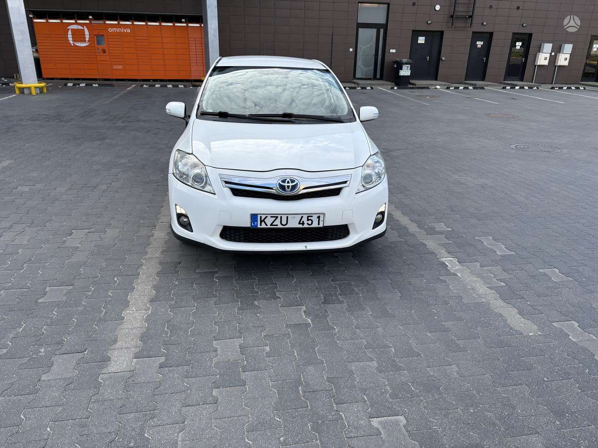 Toyota Auris - 1