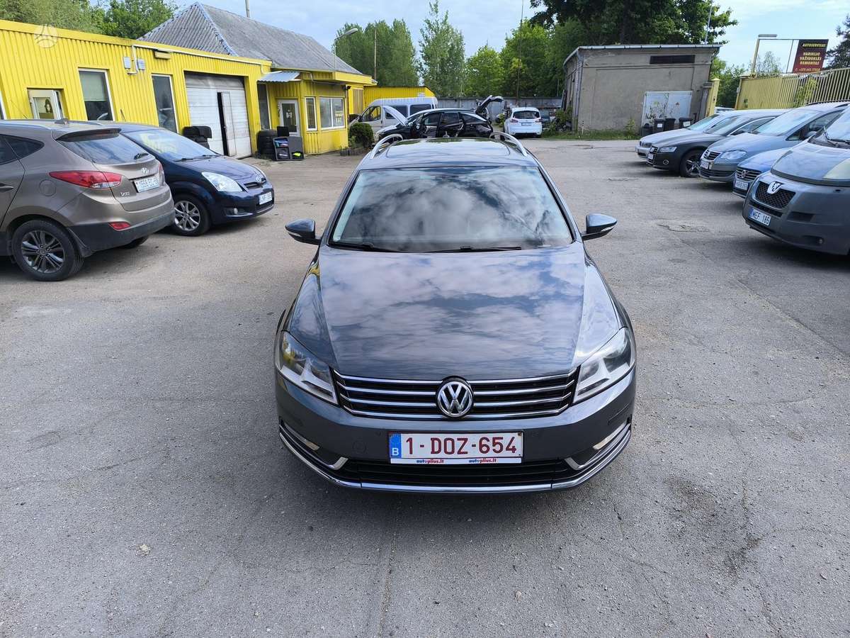 Volkswagen Passat - 2
