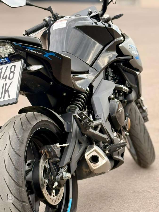 CFMOTO 650NK 650cc, street / classic