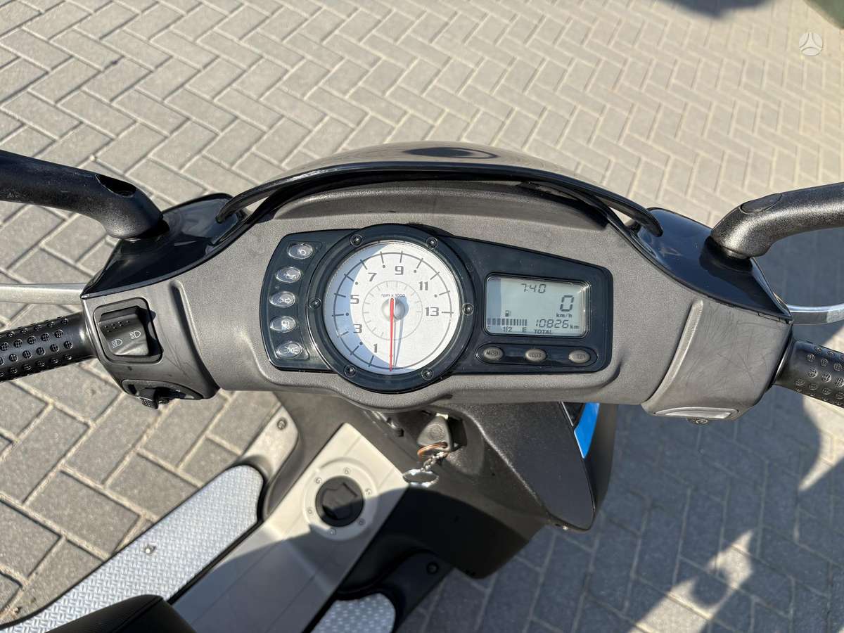 Piaggio NRG 49cc, scooters / mopeds