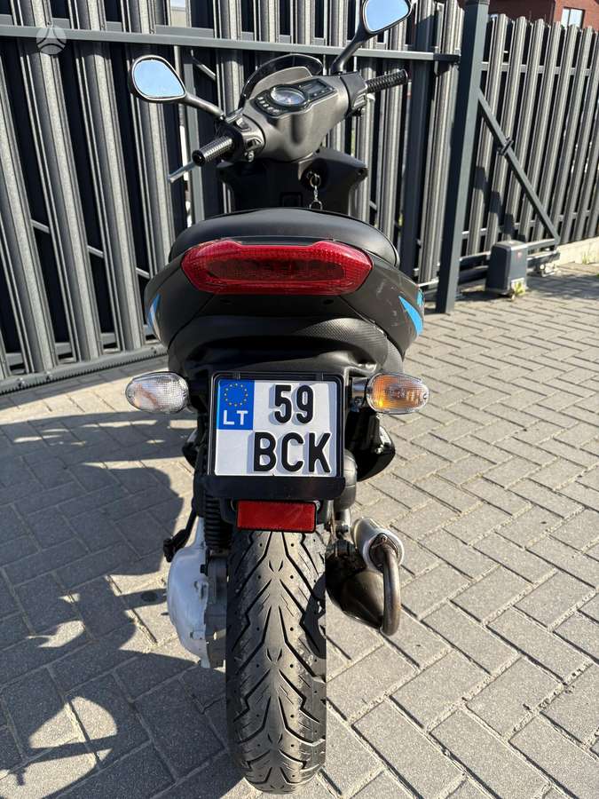 Piaggio NRG 49cc, scooters / mopeds