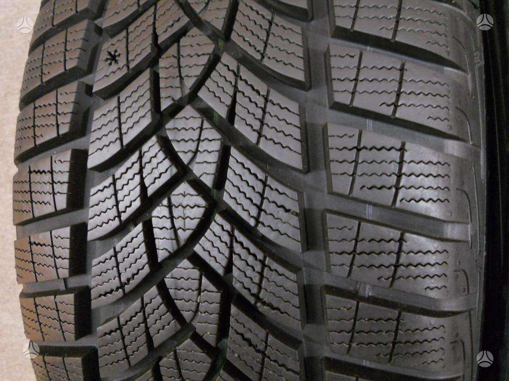 Goodyear 2023m 95% UG Performance+ SUV*, winter 285/35 R22