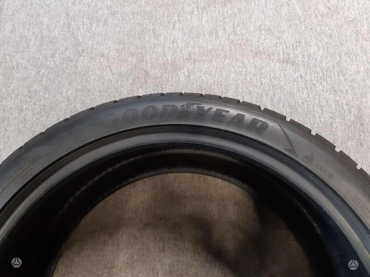 Goodyear 2023m 95% UG Performance+ SUV*, winter 285/35 R22