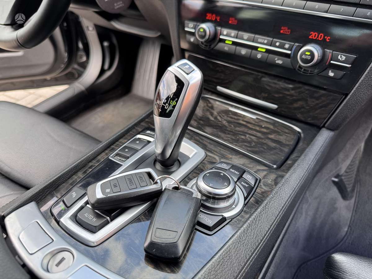 BMW 730, 3.0 l., Седан