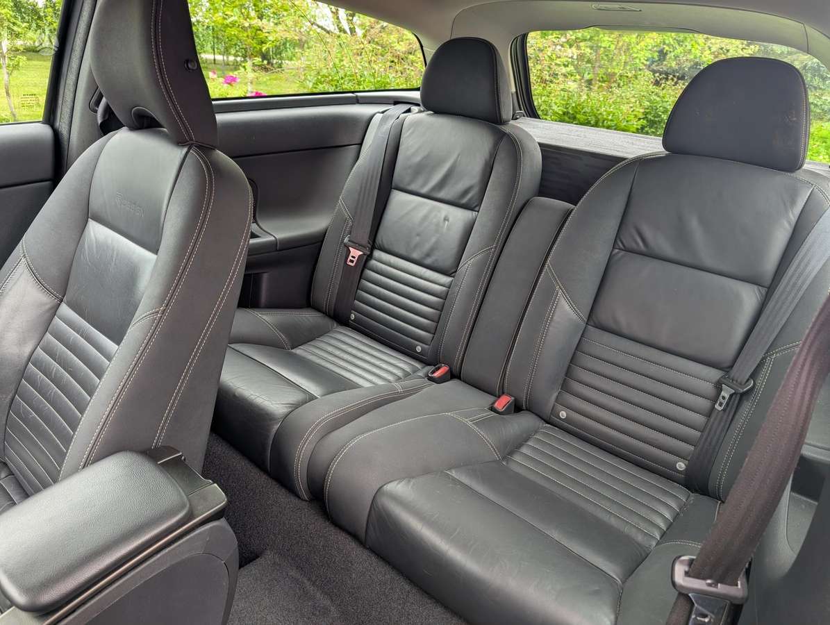 Volvo C30, 1.6 l., hatchback