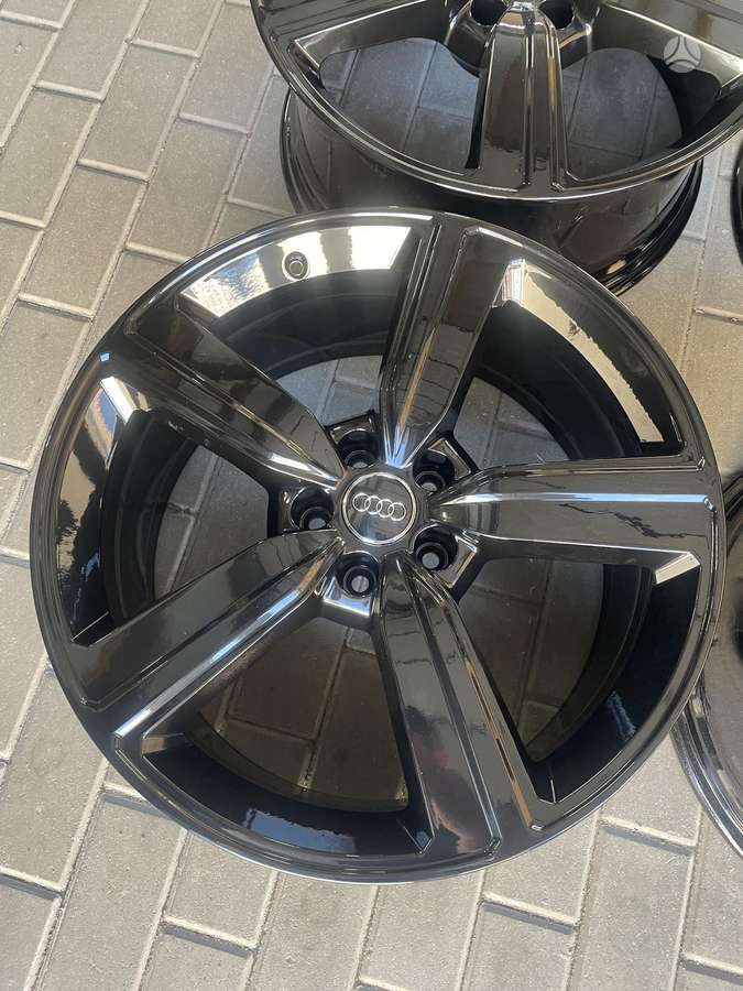 Audi, lengvojo lydinio, R20