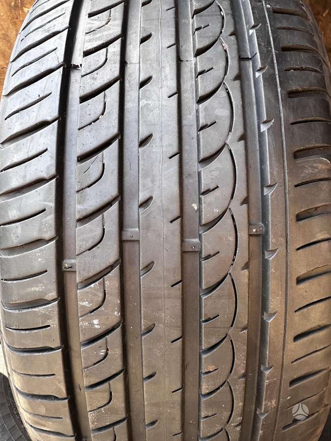 Roadstone, летние 235/50 R18